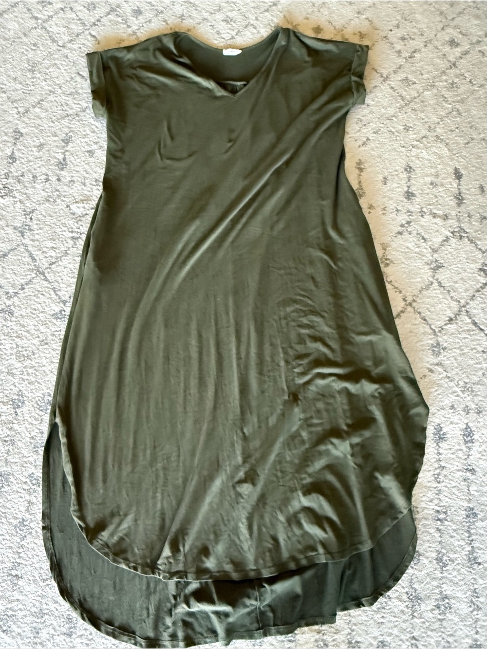 entro Olive Green Short-Sleeve High-Low V-Neck Dress